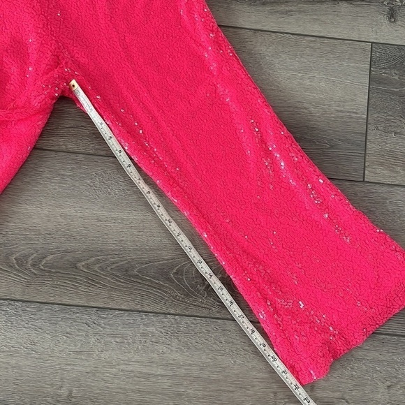 Main STRIP rhinestone crop cowboy sequin pants in fuchsia Medium - Picture 9 of 10